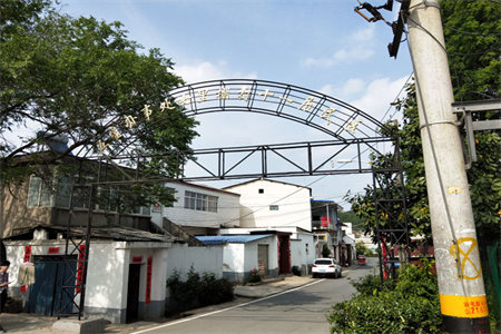 宝鼎家园四楼带储藏室双证齐全3室1厅1卫80㎡32万